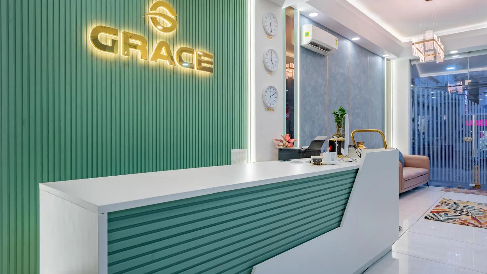Grace Suites Kochi Hindistan