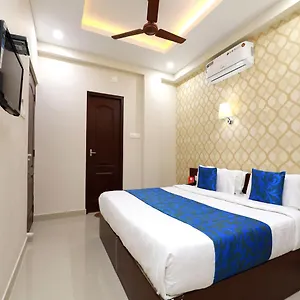 Oyo 6728 Almas Residency Hotel